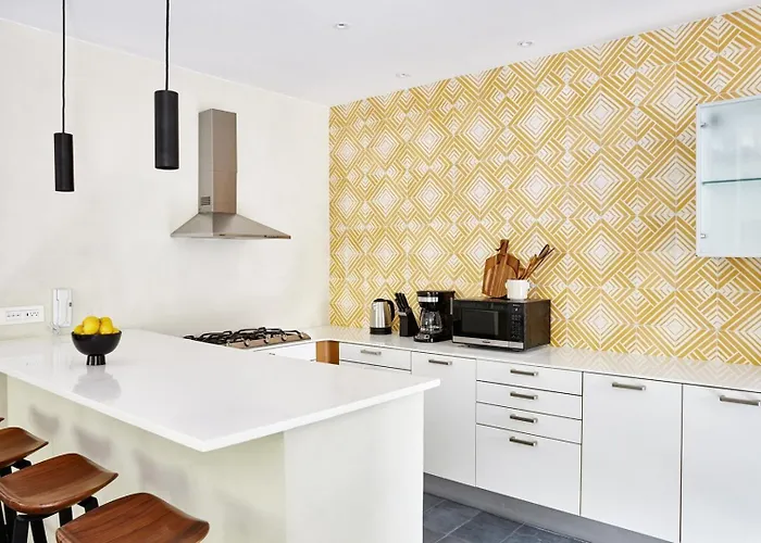 Enjoy The Luxury Of Premium 3br | Apartment
