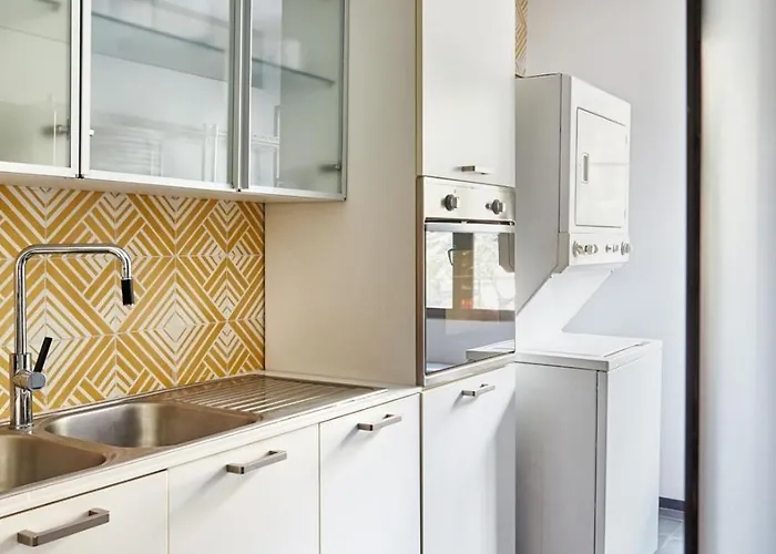 Apartment Enjoy The Luxury Of Premium 3br |